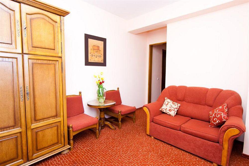 Hotel Onix Cluj-Napoca Extérieur photo