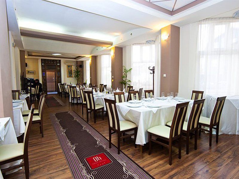 Hotel Onix Cluj-Napoca Extérieur photo