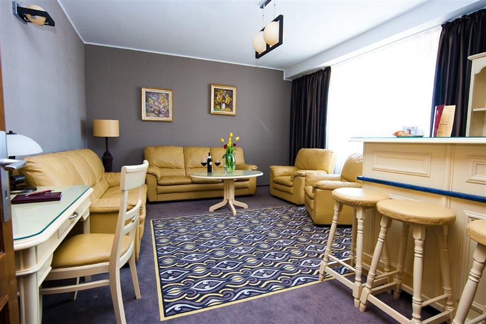 Hotel Onix Cluj-Napoca Extérieur photo