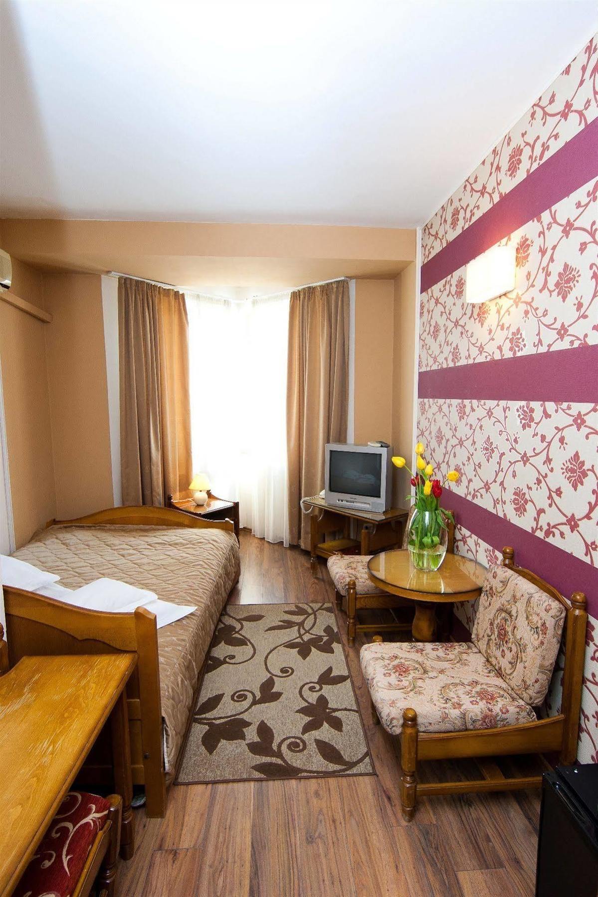 Hotel Onix Cluj-Napoca Extérieur photo