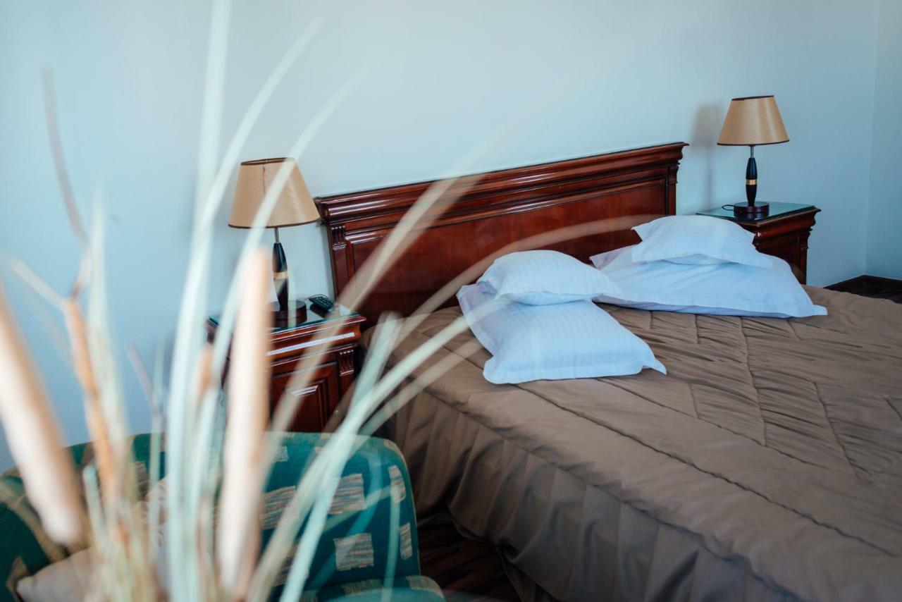 Hotel Onix Cluj-Napoca Extérieur photo