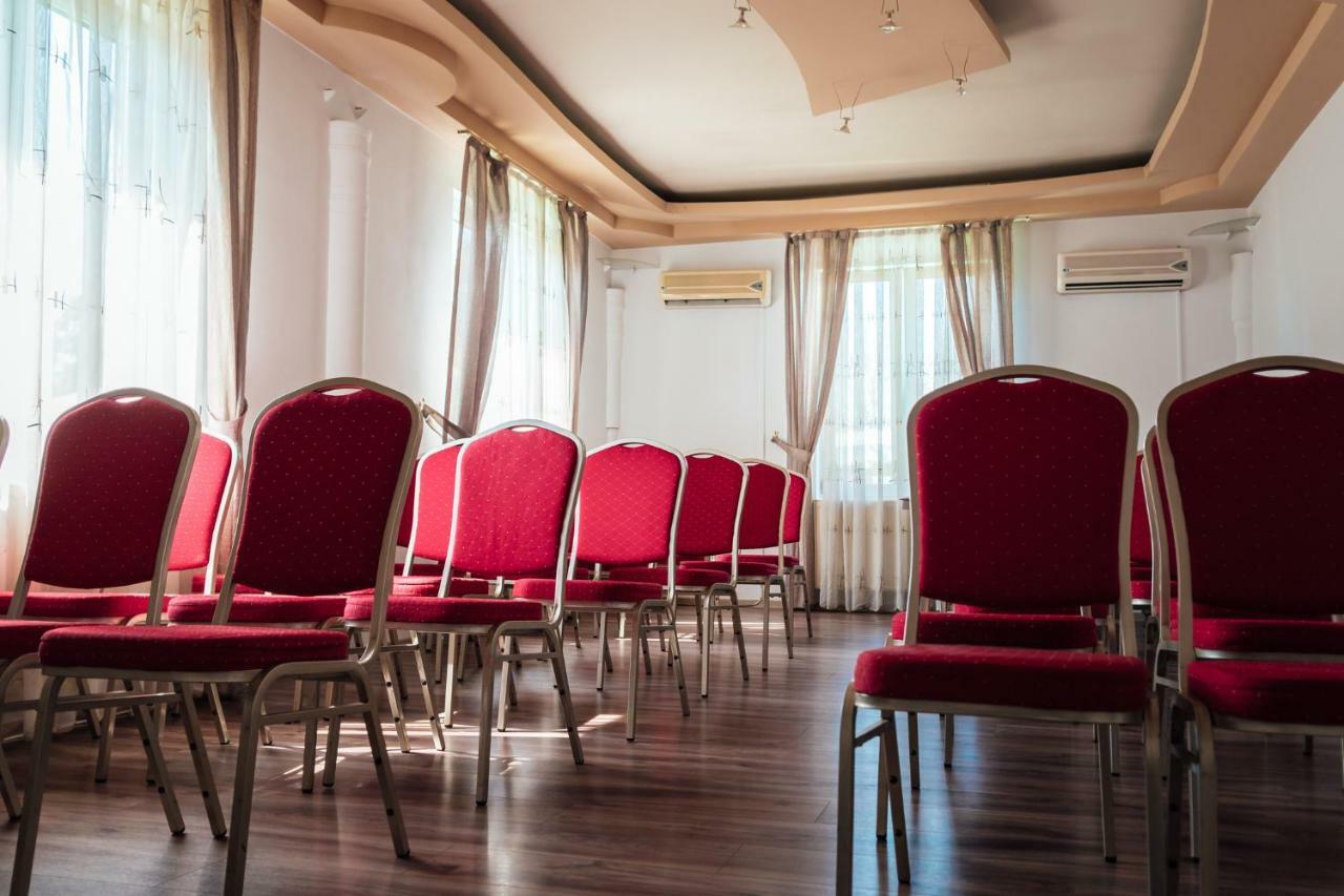 Hotel Onix Cluj-Napoca Extérieur photo